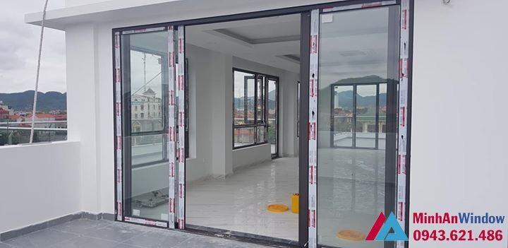 Mẫu cửa vách nhôm kính Minh An Window lắp đặt tại Hưng Yên