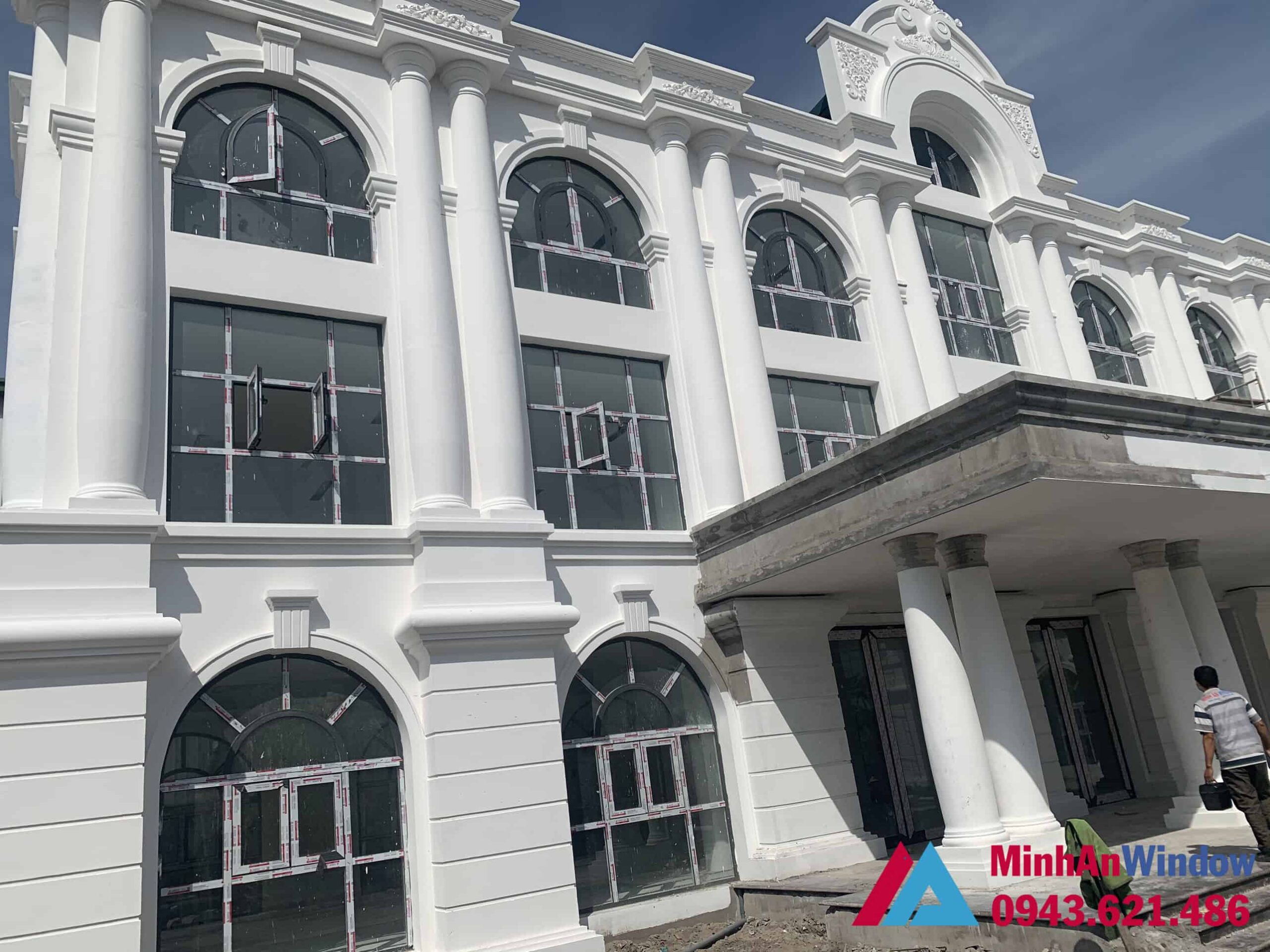 Lắp đặt cửa nhôm kính tại quận long biên - hà nội 3 Minh An Window lắp đặt hạng mục cửa nhôm kính cho nhà biệt thự cao cấp