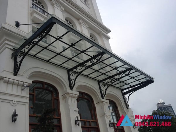 Mẫu mái kính khung sắt Minh An Window lắp cho khách hàng tại huyện Chương Mỹ