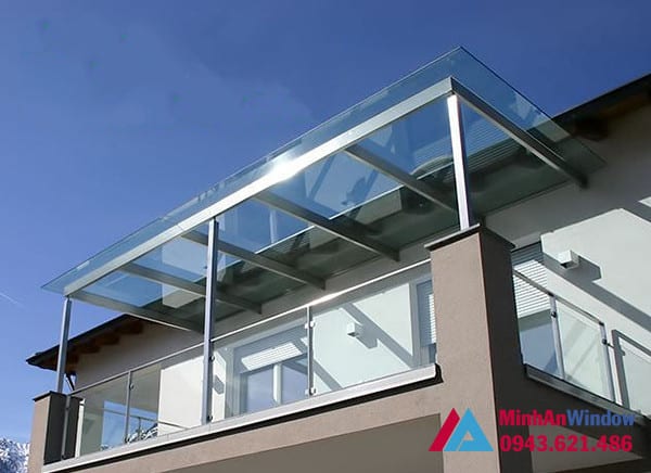 Mẫu mái kính sân thượng Minh An Window lắp đặt cho khách hàng tại huyện Đông Anh