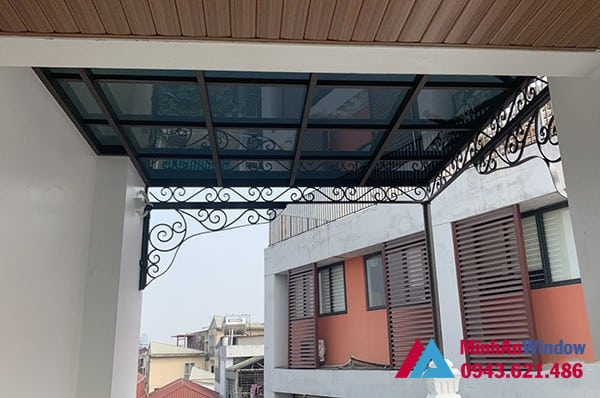 Mẫu mái kính nghệ thuật Minh An Window lắp đặt cho khách hàng tại huyện Đông Anh