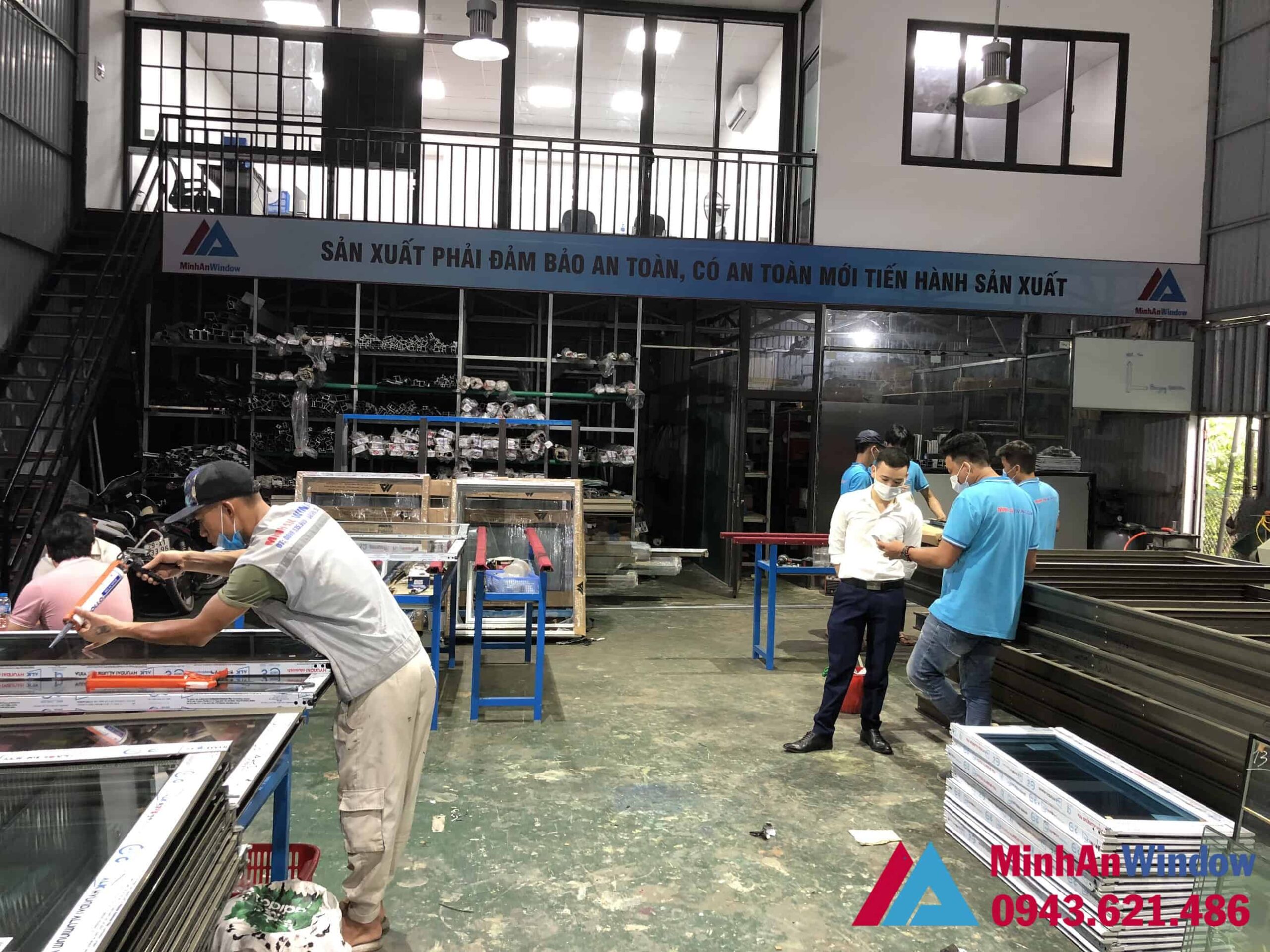 Xưởng sản xuất các sản phẩm cửa nhôm của Minh An Window