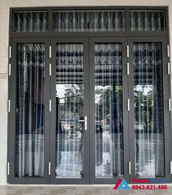 Mẫu cửa đi nhôm kính 4 cánh Minh An Window lắp đặt cho khách hàng tại huyện Thường Tín