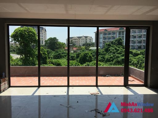 Mẫu cửa vách nhôm kính Minh An Window lắp đặt tại KCN Phú Nghĩa