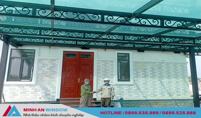 Mái kính khung sắt cao cấp tại Phú Xuyên Minh An Window đã thi công Mái kính khung sắt cao cấp tại Phú Xuyên Minh An Window đã thi công