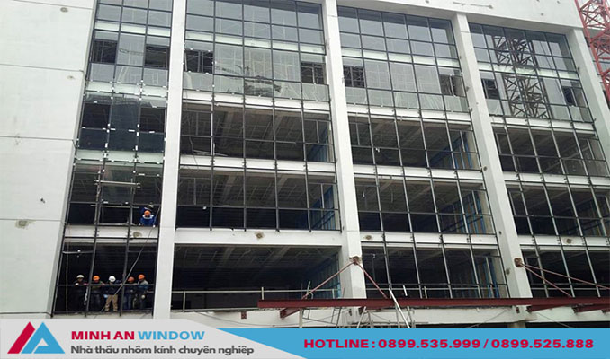 Vách mặt dựng nhôm Việt Pháp hệ 125 - Minh An Window lắp đặt tại Ba Đình (Hà Nội)