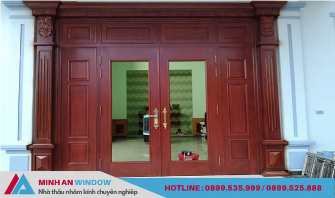 Mẫu cửa kính khung gỗ hai cánh Minh An Window thiết kế và lắp đặt 