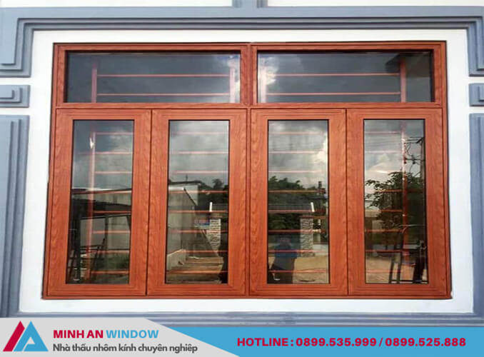 Mẫu cửa sổ nhôm Xingfa 4 cánh màu vân gỗ - Minh An Window lắp đặt cho công trình nhà ở