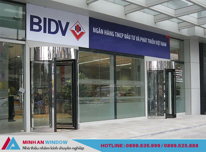 Mẫu cửa kính inox tự động - Minh An Window lắp đặt cho ngân hàng BIDV