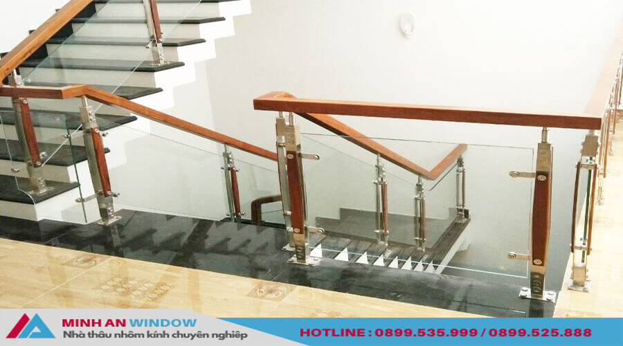 Quy trình lắp đặt cầu thang kính chân nhôm cho nhà ở tại Minh An Window