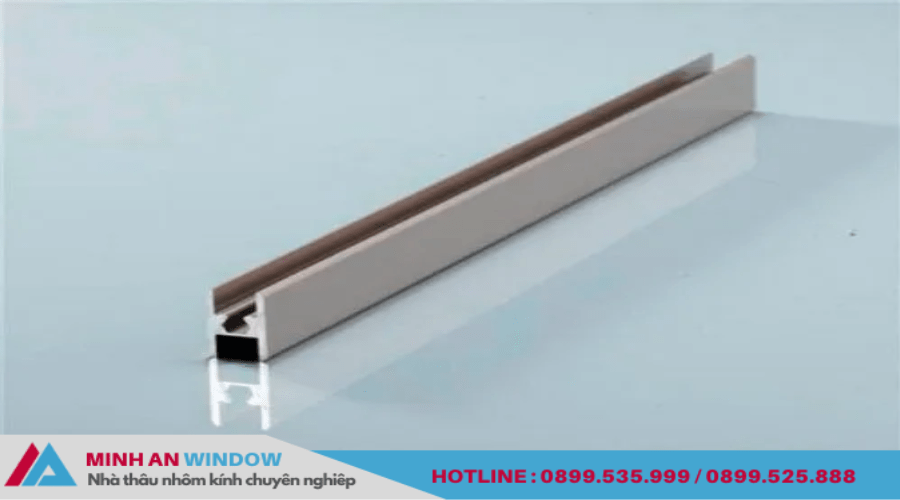 Nẹp inox vách kính U5