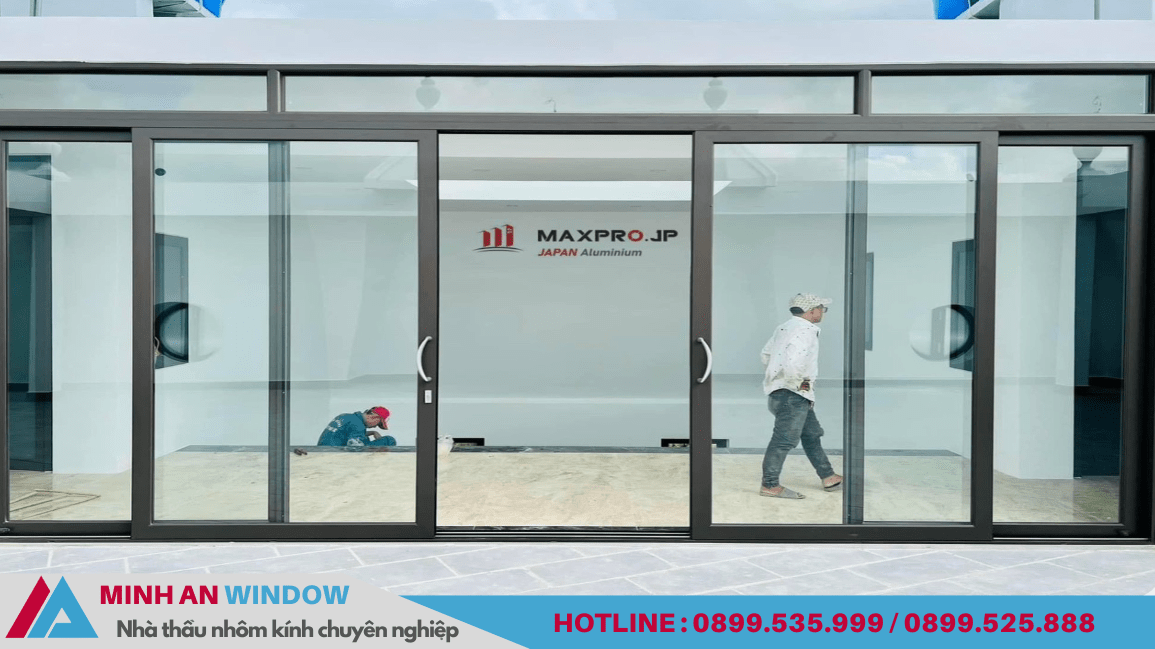 Nên lắp đặt cửa nhôm Maxpro 4 cánh tại Minh An Window